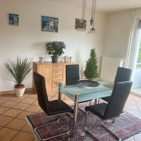 Appartement Schone In Messe Nahe Mit Privatparkplatz Duisburg