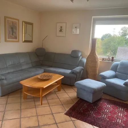 Schone In Messe Nahe Mit Privatparkplatz Appartement *